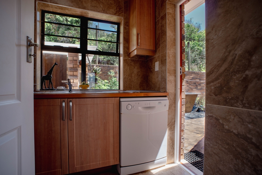 3 Bedroom Property for Sale in Wilderness Heights Western Cape